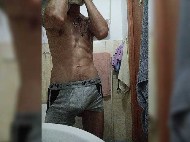 Andrei4003081 live cam