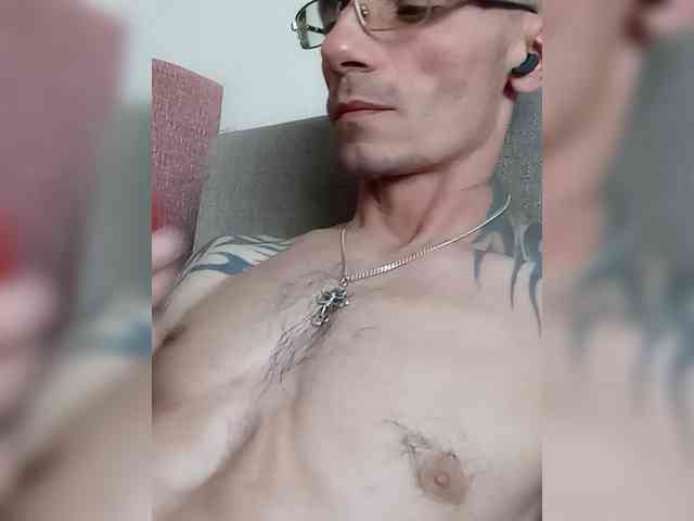 Andrei4003081