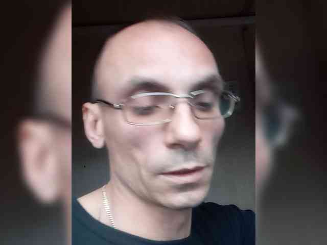 Andrei4003081