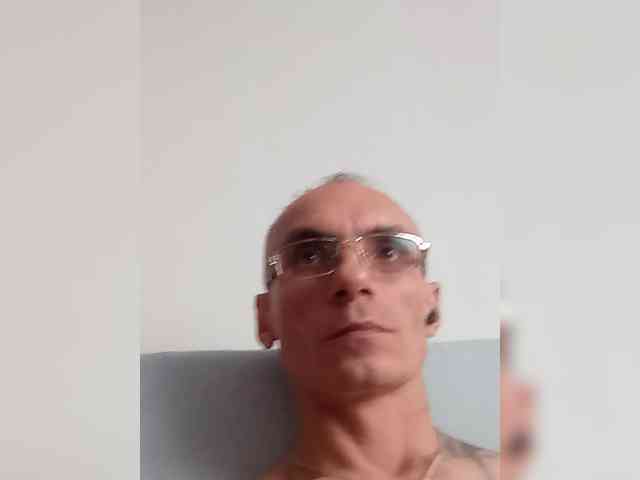 Andrei4003081