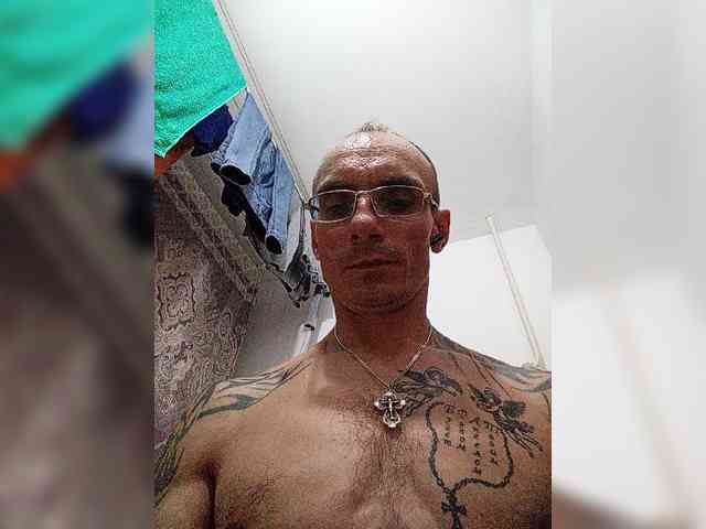 Andrei4003081