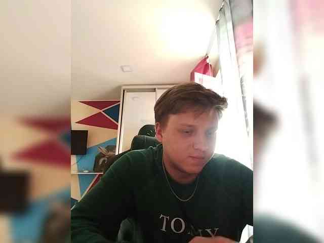 Martinezz-1 Live Webcam on BongaCams