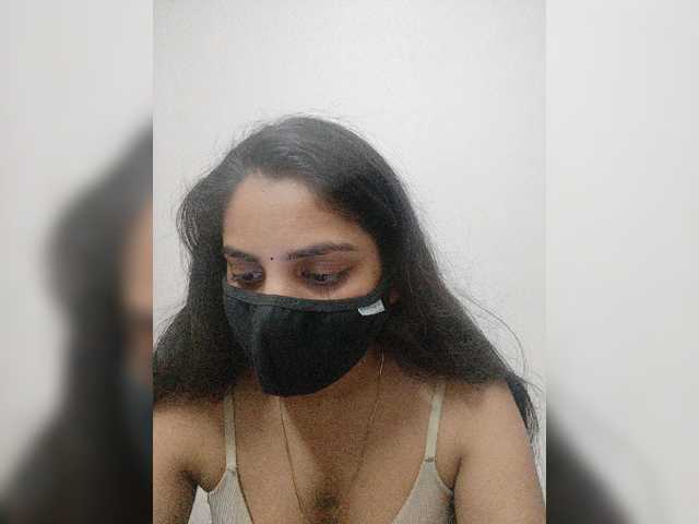 le modèle Bbydoll est en webcam porno dans un show sur le site bongacams, il possède les tags suivants: Indian,Brunette,Hairy