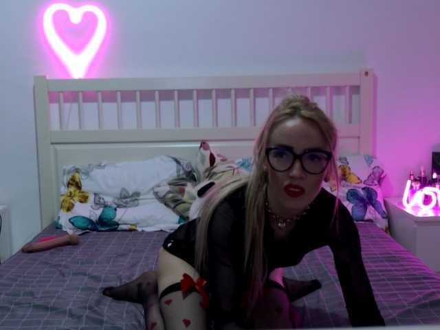 Profile and Statistics for LillySun on BongaCams