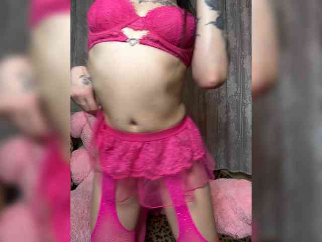 BabyDollMia1 webcam