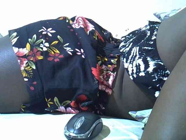 Shanice011 webcam