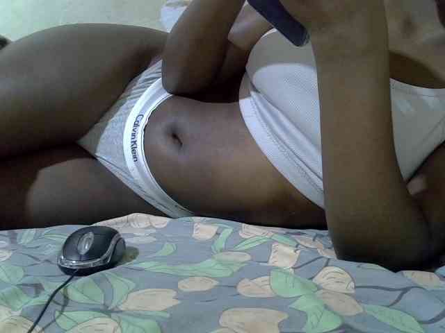Shanice011 webcam