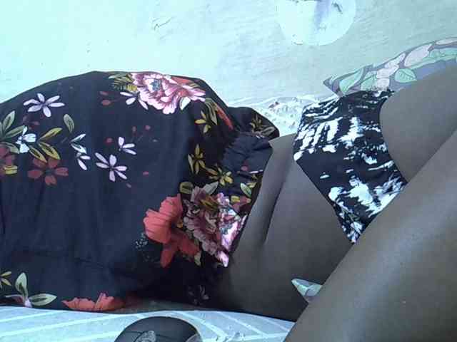 Shanice011 webcam
