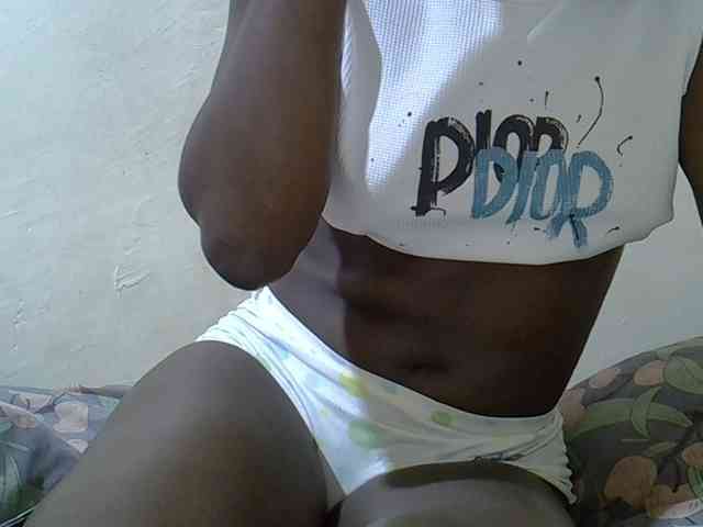 Shanice011 webcam