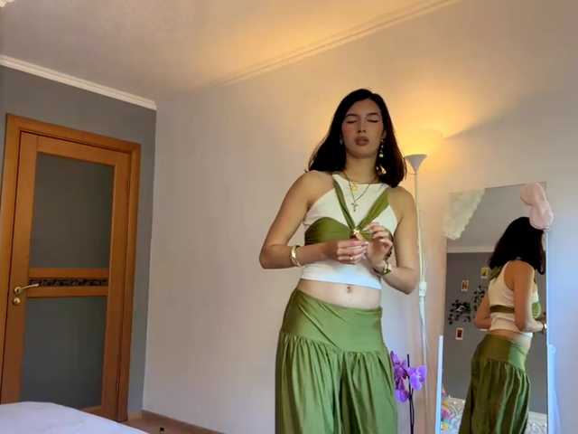 GriselRobenson live cam on BongaCams