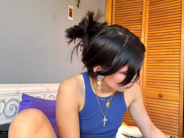 GriselRobenson live cam on BongaCams