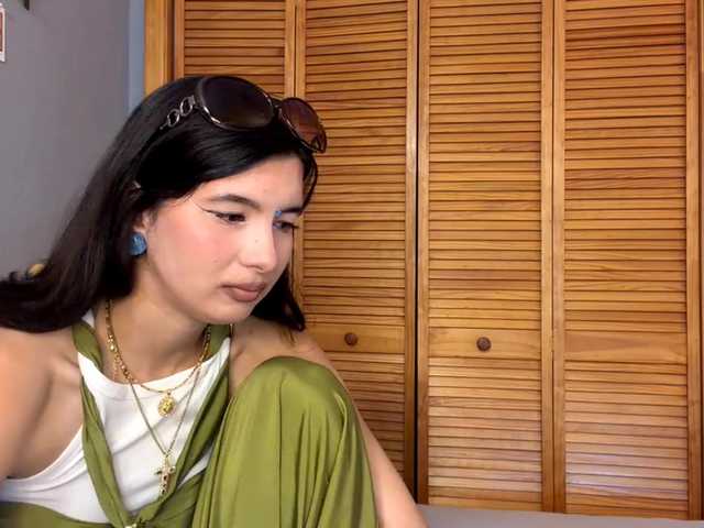 GriselRobenson live cam on BongaCams