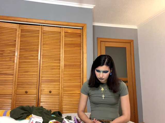 GriselRobenson live cam on BongaCams