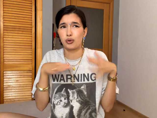 GriselRobenson live cam on BongaCams