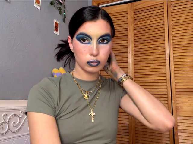 GriselRobenson live cam on BongaCams
