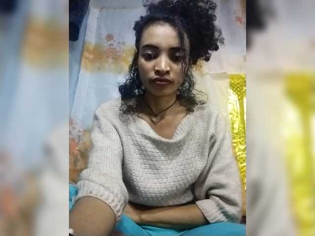 Shanya12 live cam on BongaCams