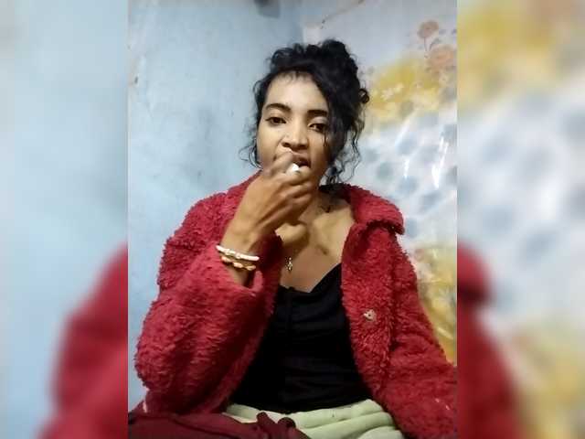 Shanya12 live cam on BongaCams