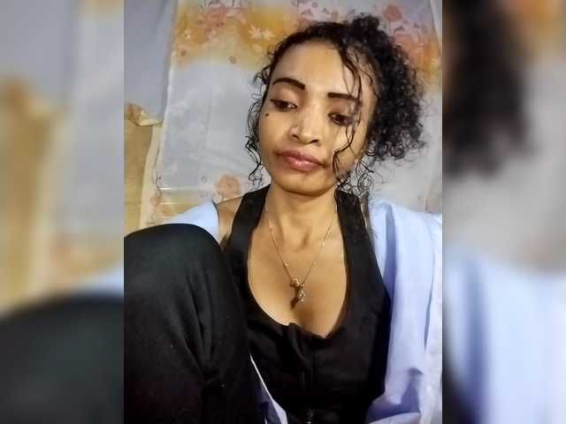 Shanya12 live webcam show