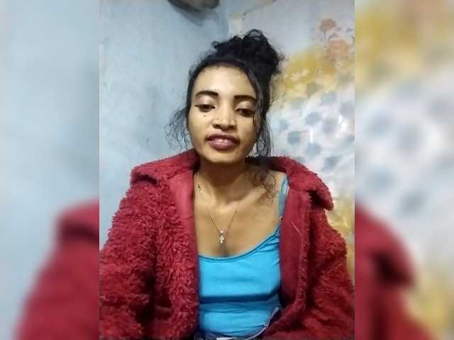 Shanya12 live cam on BongaCams