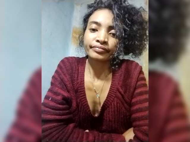 Shanya12 Live-Cam auf BongaCams