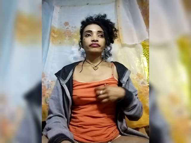 Shanya12 live cam on BongaCams