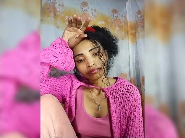 Shanya12 live cam pe BongaCams