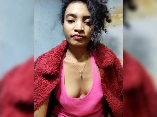 Shanya12 live cam on BongaCams