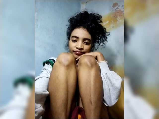Shanya12 live cam on BongaCams