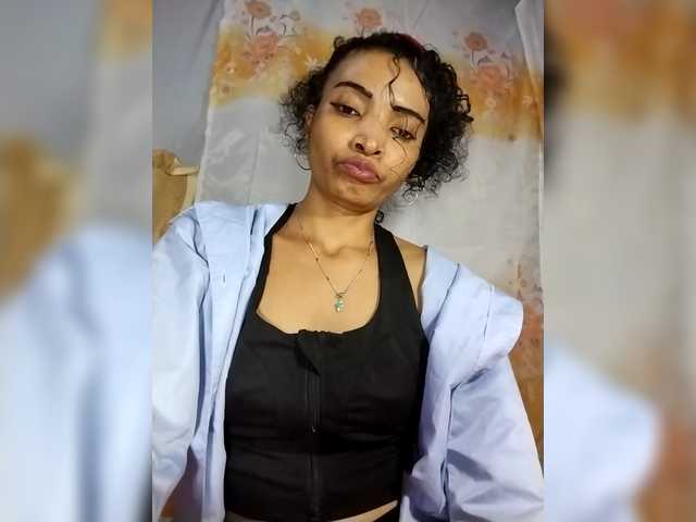 Shanya12 live webcam show