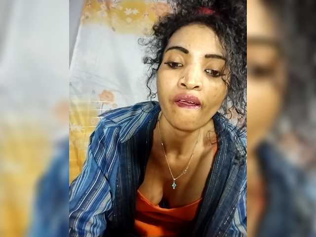 Shanya12 Live Cam pe BongaCams