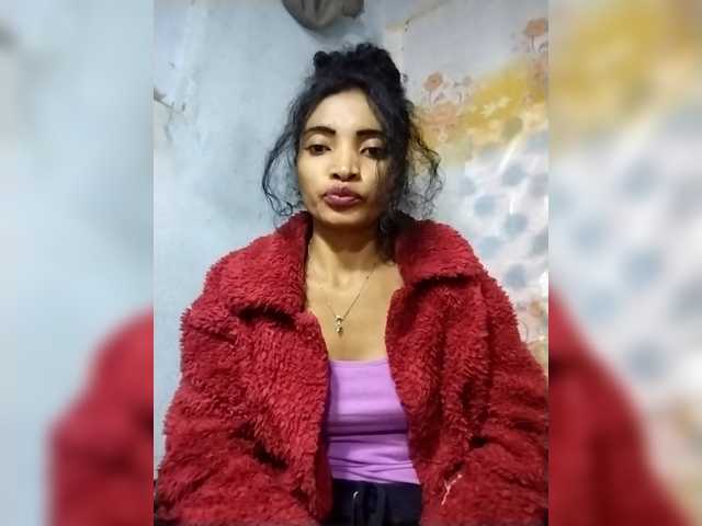 Shanya12 live cam on BongaCams