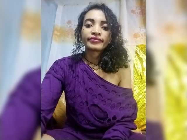 Shanya12 live cam on BongaCams