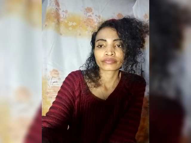 Shanya12 live cam on BongaCams