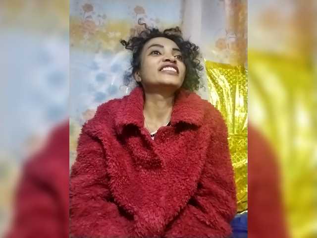 Shanya12 live cam on BongaCams