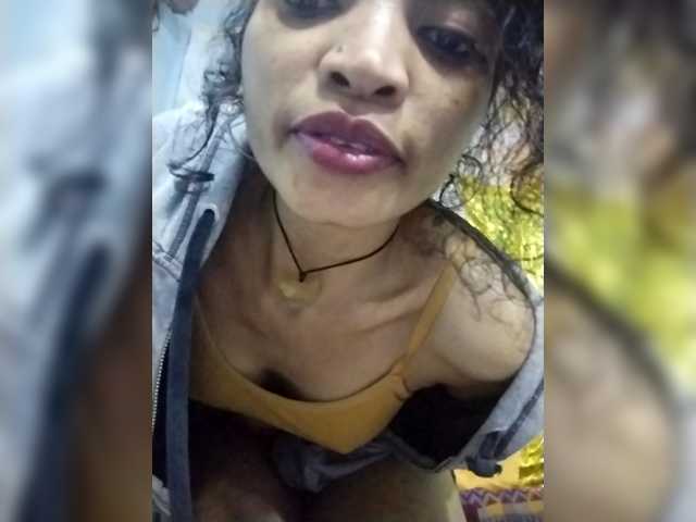 Shanya12 live cam on BongaCams