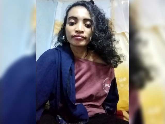 Shanya12 webcam