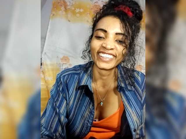 Shanya12 live webcam show
