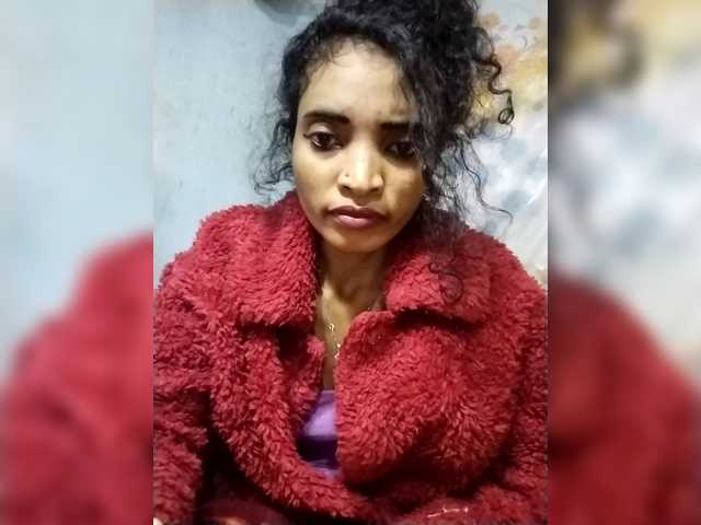 Shanya12 live cam on BongaCams