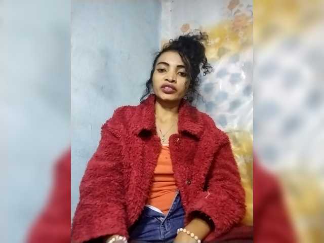 Shanya12 live cam on BongaCams