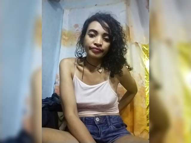 Shanya12 live cam on BongaCams