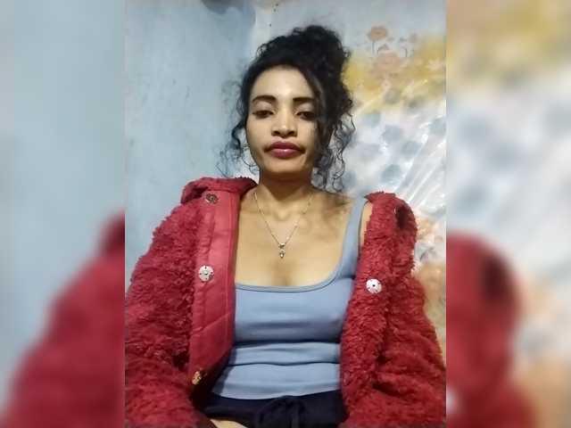 Shanya12 live cam on BongaCams