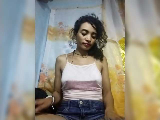 Shanya12 live cam on BongaCams