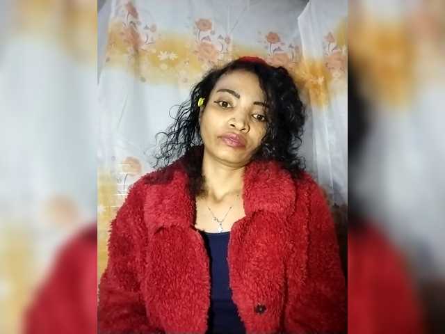 Shanya12 live cam on BongaCams