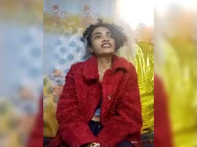 Shanya12 live cam on BongaCams
