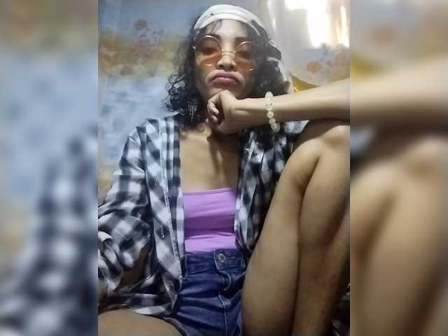 Shanya12's BongaCams show and profile