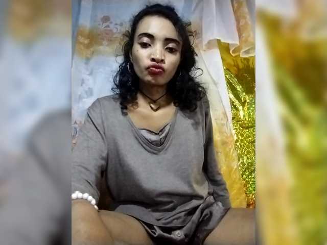 Shanya12's BongaCams show and profile