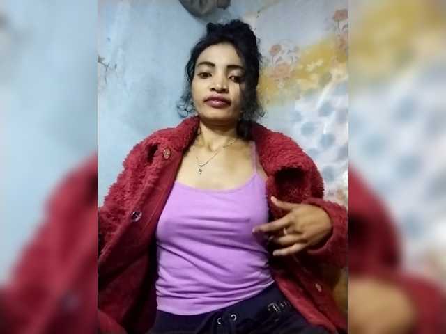 Shanya12 live cam on BongaCams