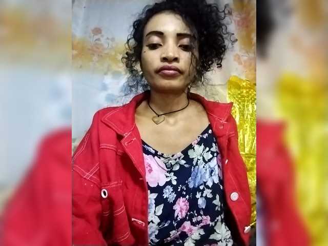 Shanya12 live cam on BongaCams