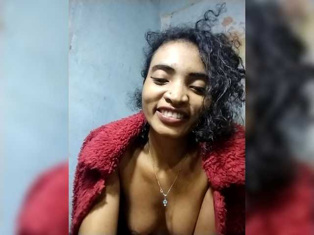 Shanya12 live cam on BongaCams