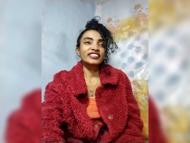 Shanya12 live cam on BongaCams